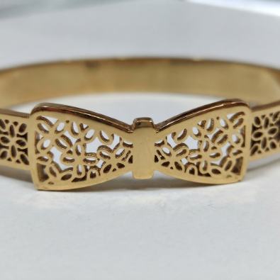 Filigree Bow Bangle Bracelet On-Body view